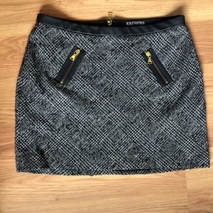 NWOT Express woven mini skirt sz 00